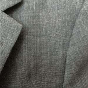 Hickey Freeman wool 2 piece men’s suit.